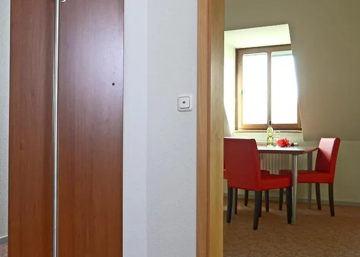 Hotel & Fuerstenhof Am Bauhaus 3*