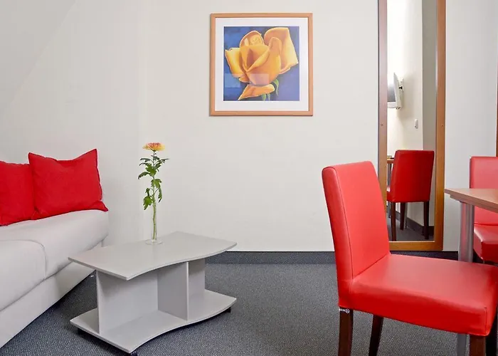 Hotel & Fuerstenhof Am Bauhaus 3*