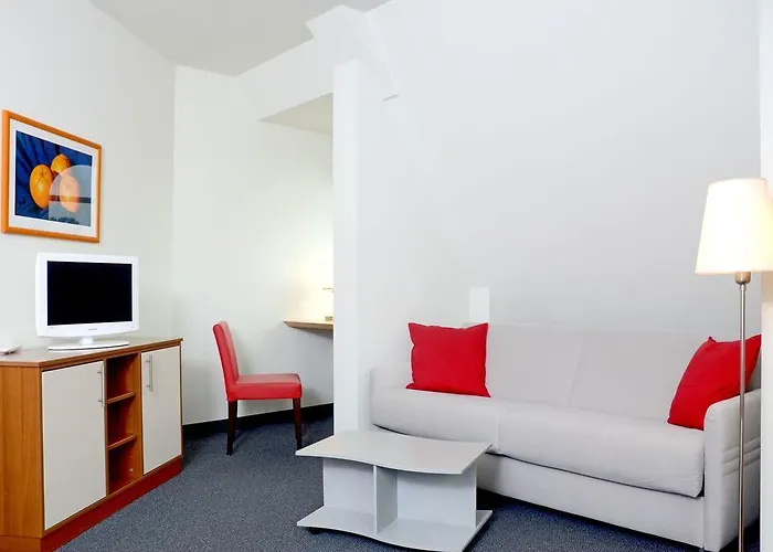 包豪斯弗斯特霍夫公寓式酒店&酒店 魏玛